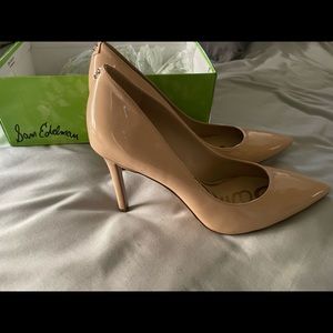 Brand new never worn SAM EDELMAN heels